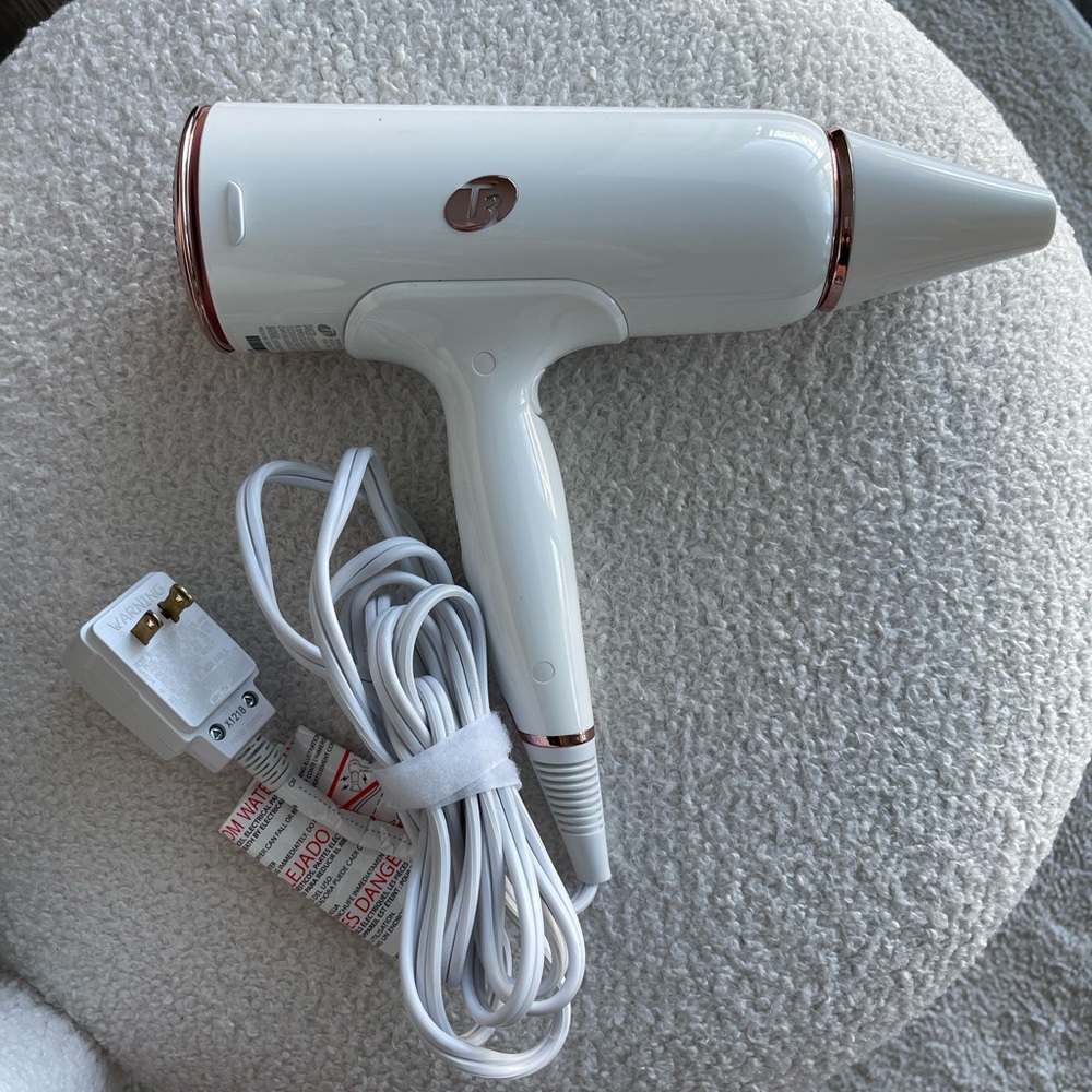 T3 HAIR DRYER | Brand New |